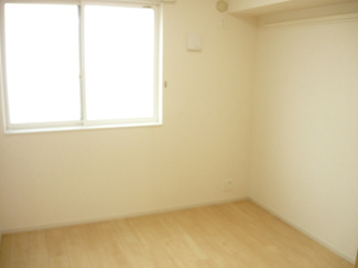 【洋室】 | nostro nido | 使い勝手のいい洋室です