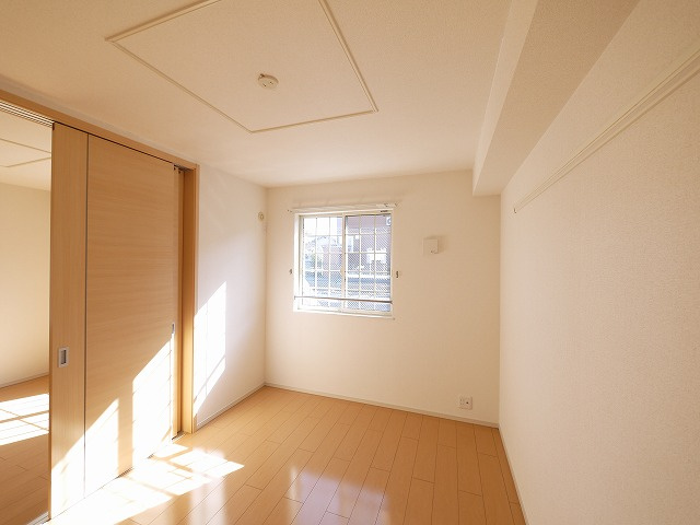 カーサ・フランの洋室|落ち着いた色調の洋室です