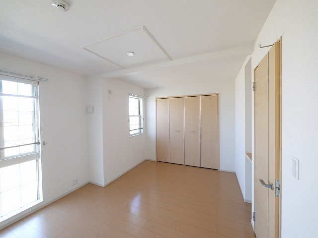 カーサ・フランの洋室|きれいな洋室です