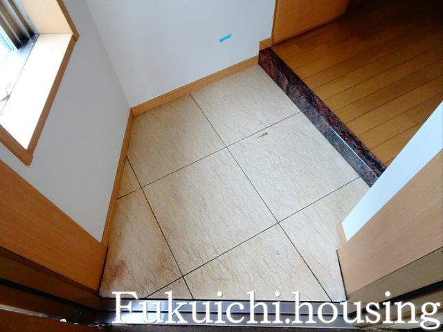 COLORS　GARDEN桜上水の玄関