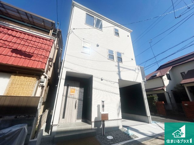 29日(土)30日(日)現地ご見学可能！　池田市豊島北　限定1邸の外観|安心の10年保証！外観を美しく保ち、雨水で汚れを落とします！気になることがありましたら、お気軽にお問い合わせください！