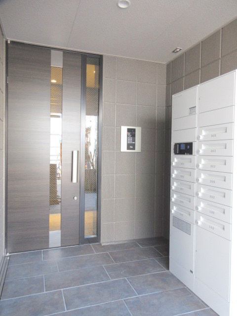 フォンティーヌ東尾久のロビー|★オートロック付きエントランス★