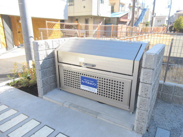 フォンティーヌ東尾久のその他共用部分|★敷地内ゴミストッカー★