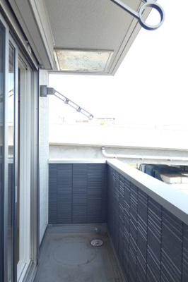 【バルコニー】 | ブランネージュ新山口Ⅱ | 別部屋写真です。