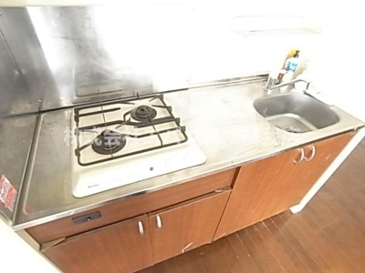 【キッチン】 | リエス千葉新宿 | コンパクトなキッチンで掃除もラクラク