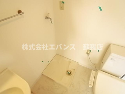 【洗面所】 | リエス千葉新宿 | 明るい洗面所です