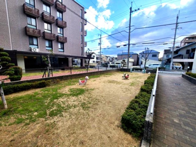 【その他】 | ヴァンベールしののめB棟 | 敷地内公園