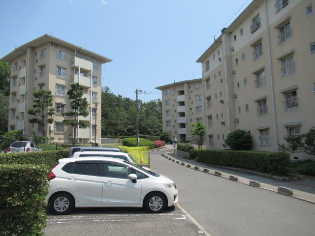 明石舞子３Ｋの駐車場|駐車場完備です