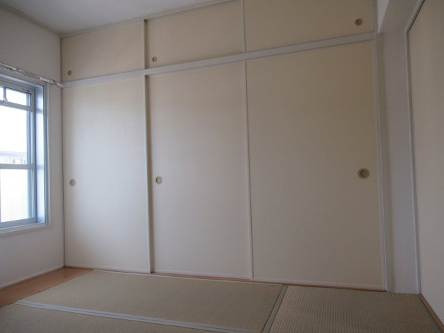 明石舞子３Ｋの和室|い草の香りが落ち着く素敵な和室です