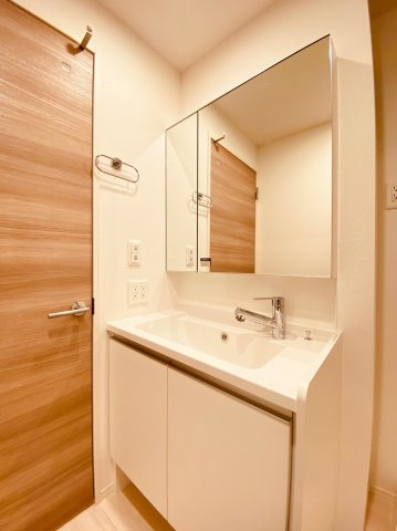 クレール林崎の独立洗面台|クレール林崎