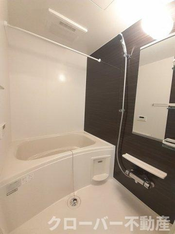 セレブレイト　ヒルズⅠの浴室