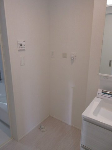 【仲介手数料無料】新築戸建　グラファーレ熊谷市柿沼960-8（全1棟）のランドリースペース