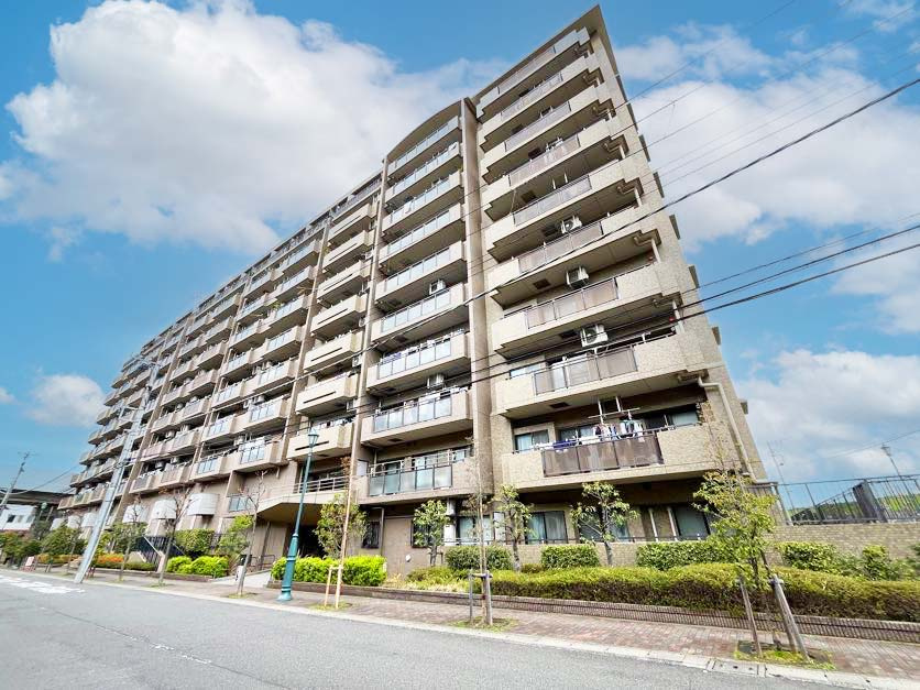 ルイシャトレ新横浜ガーデンスクウェアの画像