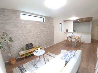 【居間・リビング】