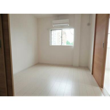 モリッツ大江の洋室