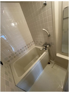 サーパス大東泉町の浴室