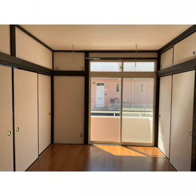 【居間・リビング】 | 奈加乃内ハイツ1 | ゆったりとしたリビングです