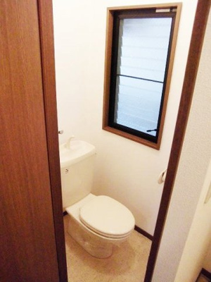 【トイレ】 | ヴェルドールマンション | 清潔感のあるトイレです