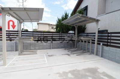 【その他共用部分】 | グレイスグリーンヒルズ | ゆとりのあるエントランスです