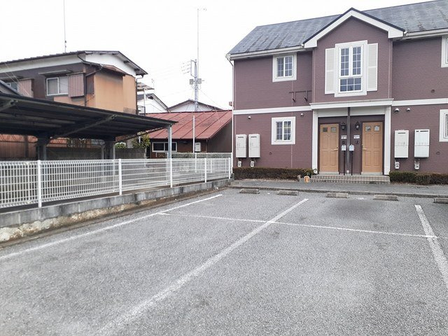 エスポワールの駐車場