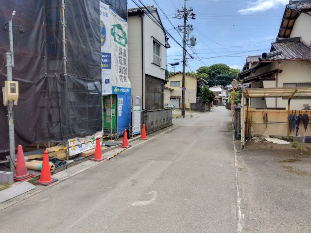売新築戸建　静岡市駿河区向敷地４丁目の前面道路含む現地写真