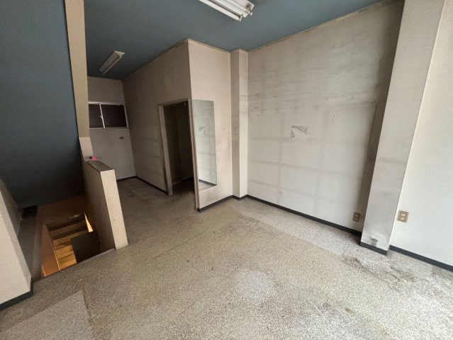 堺市堺区堺東商店街テナントのロビー