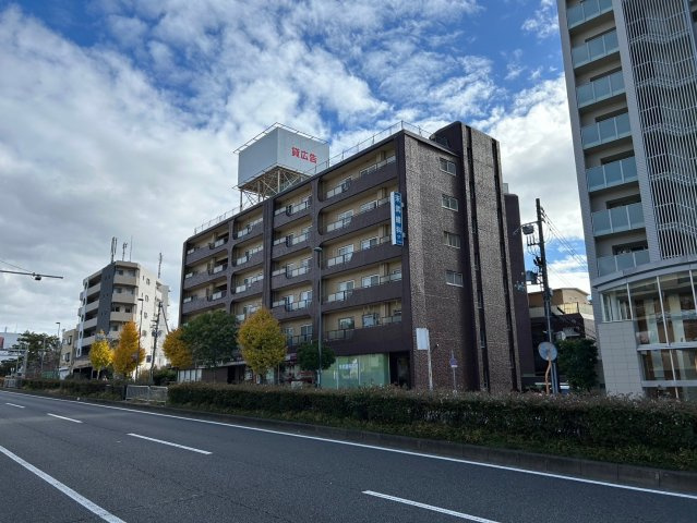 夙川ニューコーポ301の外観