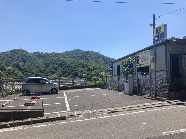 神戸市長田区丸山町１丁目の倉庫の周辺
