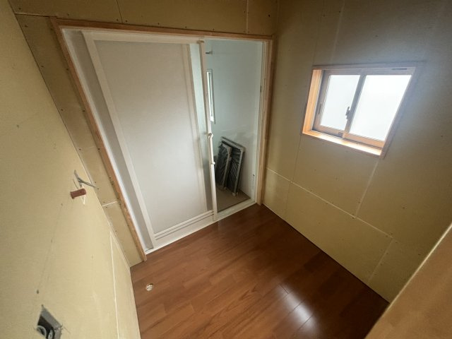 丹波市柏原町柏原　店舗住宅の洗面所