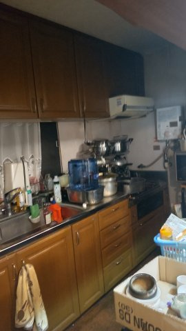 神戸市中央区三宮町３丁目の店舗事務所の内装