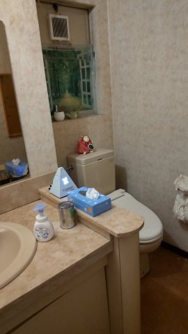 神戸市中央区三宮町３丁目の店舗事務所の内装