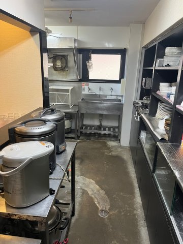 神戸市中央区御幸通２丁目の店舗一部