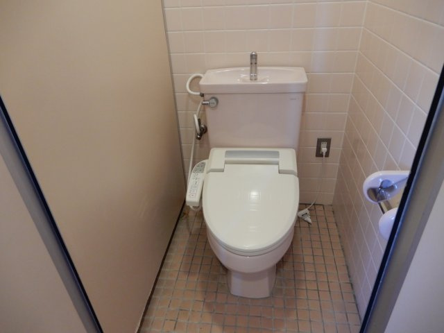 アストラ淡路ビルのトイレ|共用トイレ