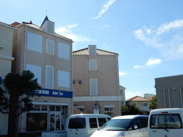 アストラ淡路ビルの外観