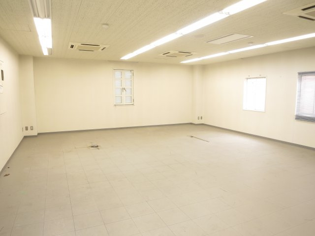 アストラ淡路ビルの内装