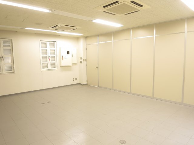 アストラ淡路ビルの内装