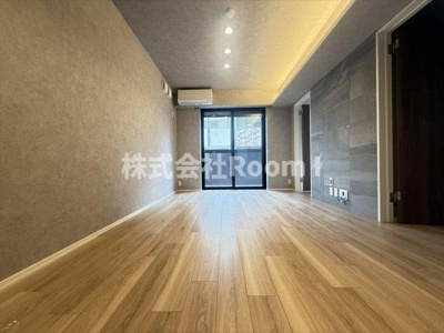 【居間・リビング】 | 【ペット共生・ZEHマンション】Maison de Mine Nagai Parc Est.・旭化成ヘーベルメゾンHEBEL HAUS | こちらのリビングで趣味の時間をお楽しみください