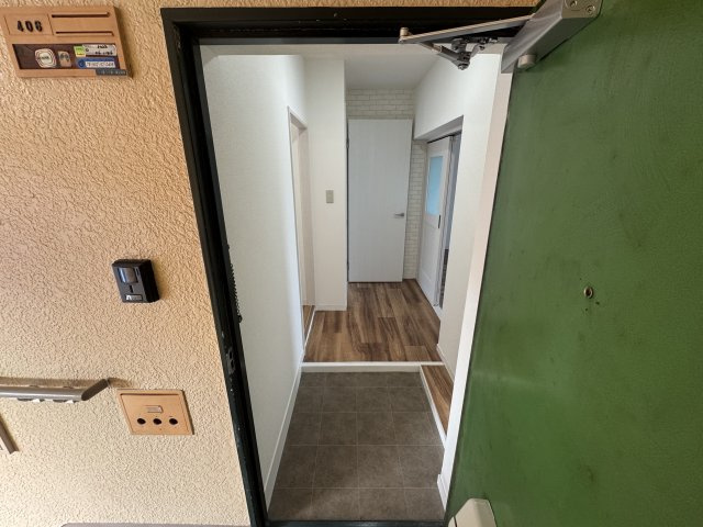 グリーンハイム山口の玄関