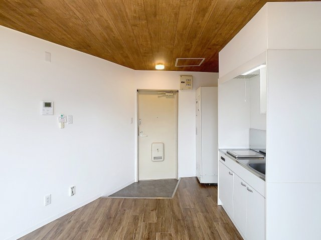 ほていビルの居間・リビング