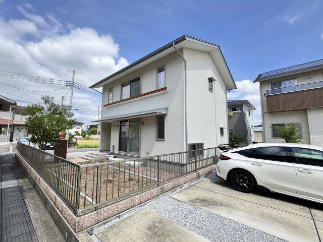 稲荷新田町中古の外観|■南庭＋通路があるので日照良好！
