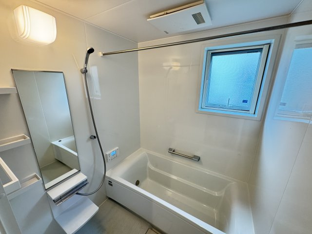 稲荷新田町中古の浴室|■1坪タイプフルオートバス