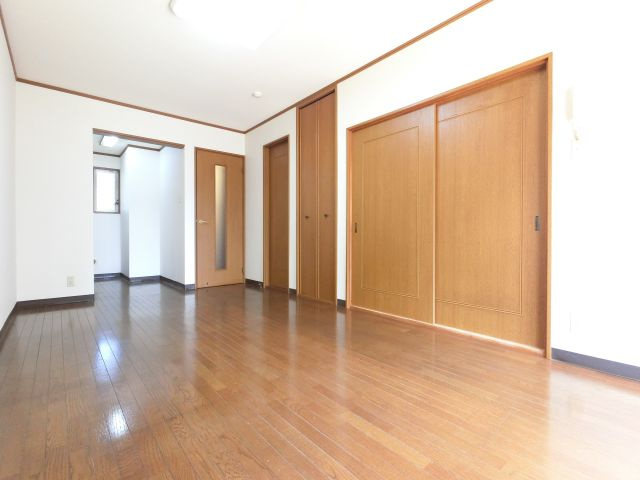 【居間・リビング】