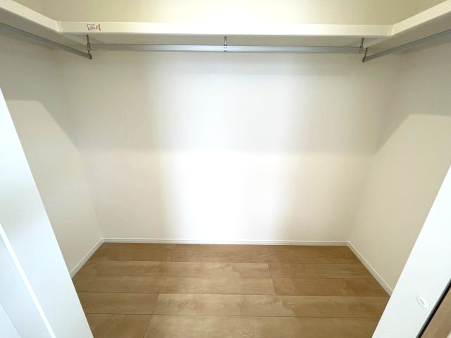 佐伯区皆賀１丁目　№35915の収納|2階　7.2帖内収納