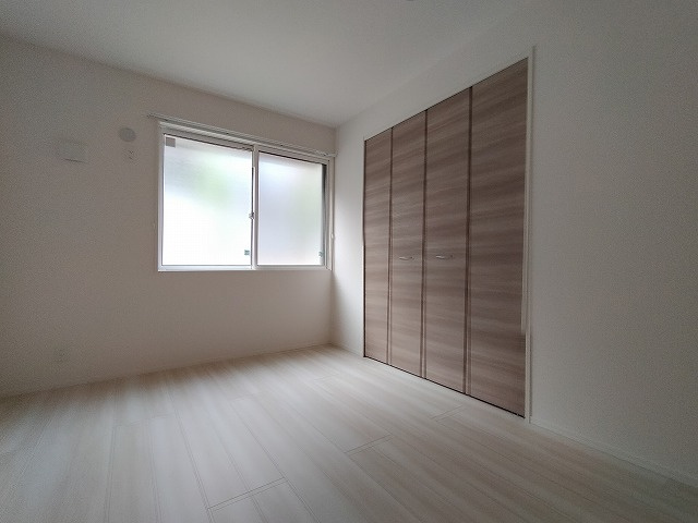 神戸市須磨区高倉町１丁目のアパートの内装|洋室