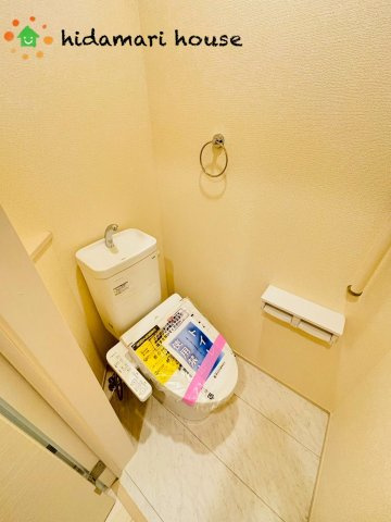 上尾市二ツ宮3期　新築戸建　ブルーミングガーデン02のトイレ