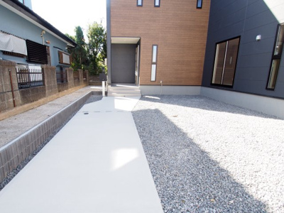 【駐車場】 | Livele Garden.S　泉乙天堂　１号棟