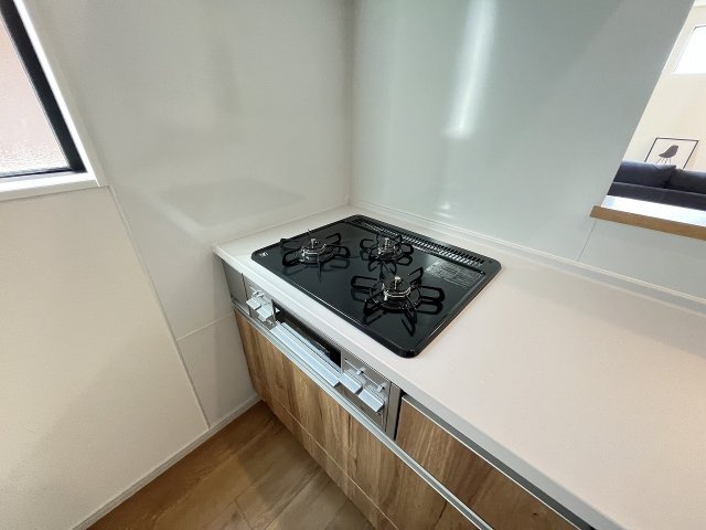 【キッチン】 | 糸島市板持1期・平屋　1号棟（全1棟）【仲介手数料無料・0円】 | 現地写真。