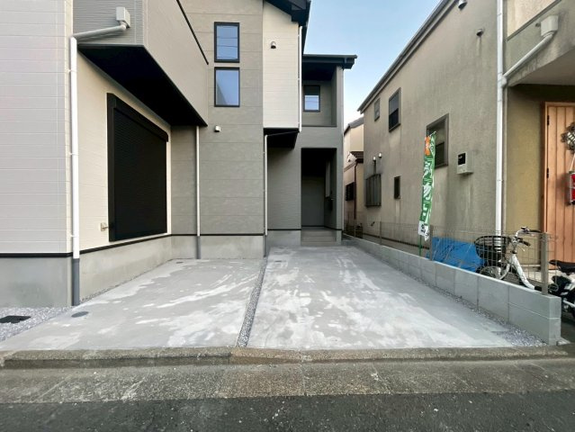 横浜市泉区中田南５丁目 新築戸建て【仲介手数料無料】カースペース2台