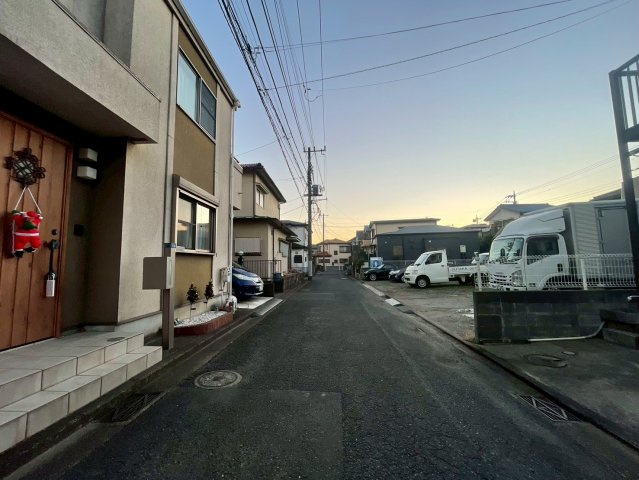 横浜市泉区中田南５丁目 新築戸建て【仲介手数料無料】カースペース2台