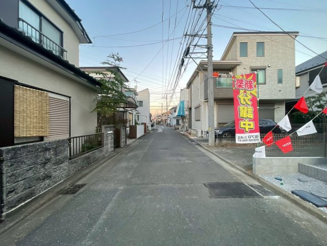 横浜市泉区中田南５丁目 新築戸建て【仲介手数料無料】カースペース2台